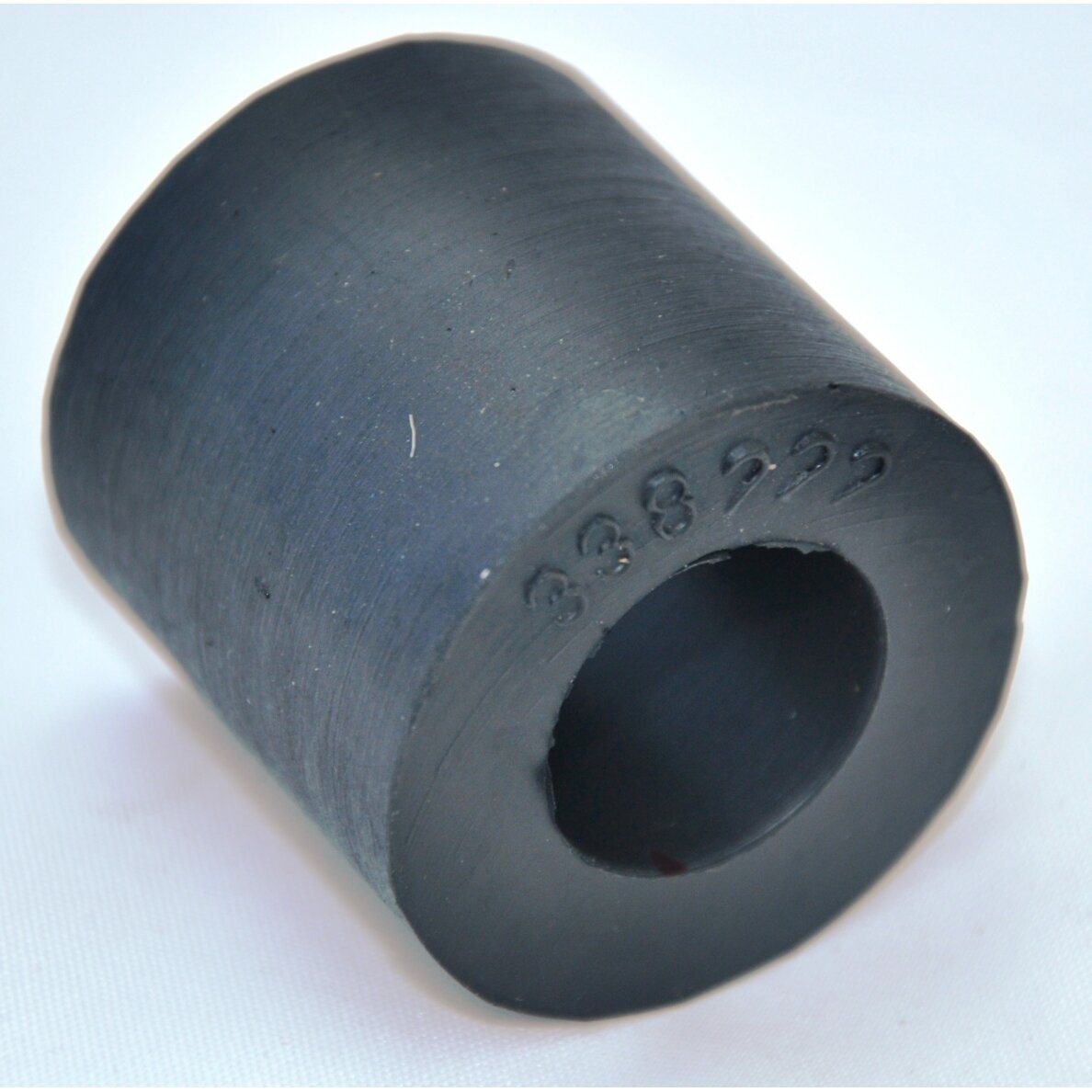 Įvorė guminė Z37972 JD jag25-0046 Įvorė guminė Z37972 JD jag25-0046