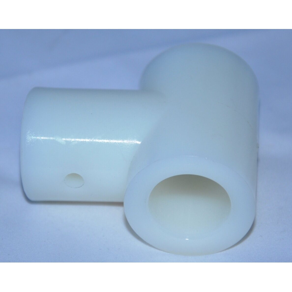 Įvorė plastikinė 80320816 NH 1 Įvorė plastikinė 80320816 NH 1