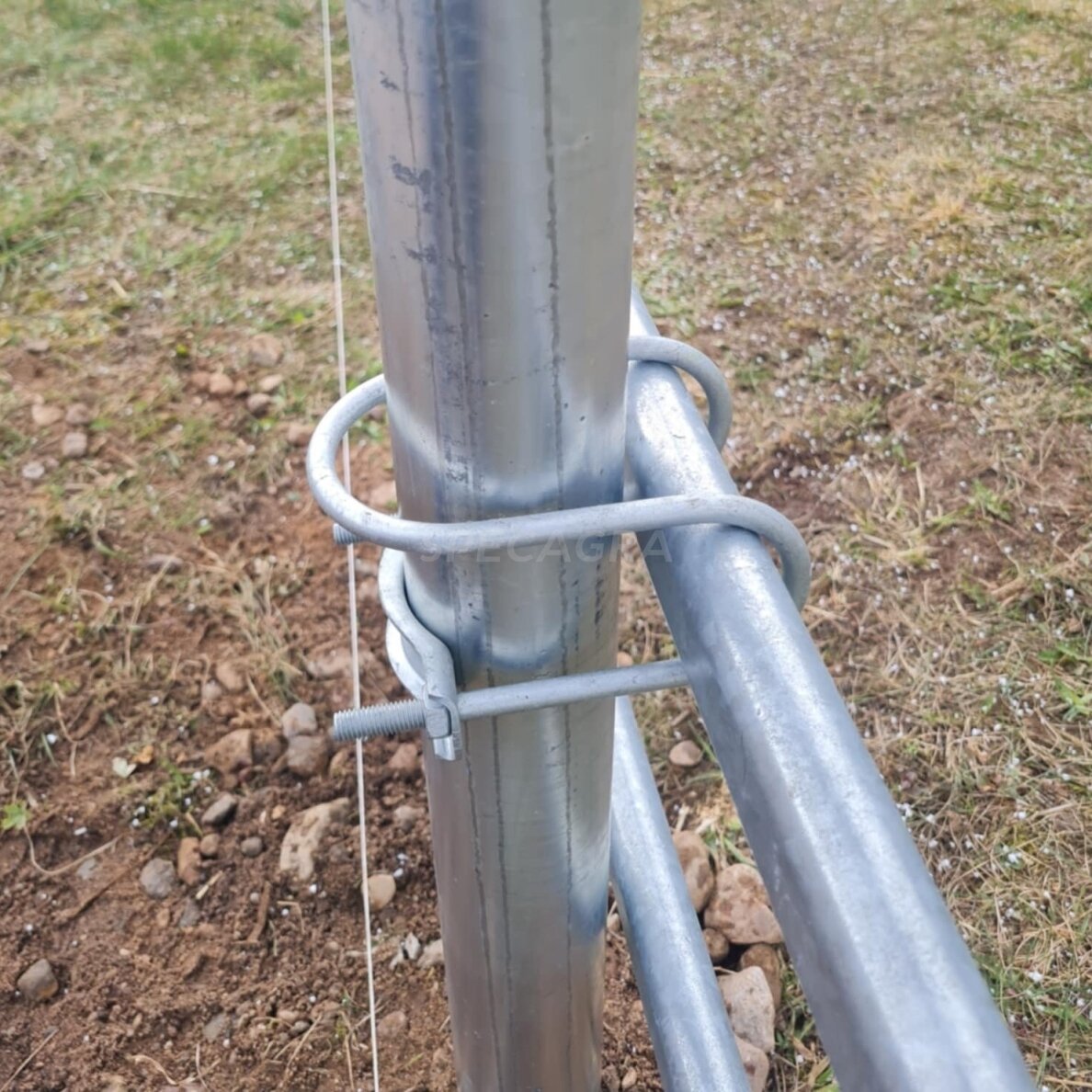 Jungtis U formos kryžminė 48x48 91000163 2 Jungtis U formos kryžminė 48x48 91000163 2