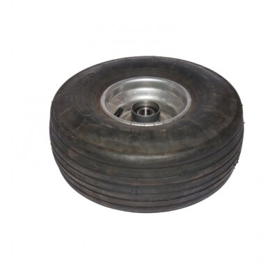 Ratas su pad 15x6.00-6m su laik. KairėMF Ratas su pad 15x6.00-6m su laik. KairėMF