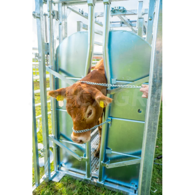 Staklės veterinarinės A8000 su suspaudimu, cezario sekcija 302810 10 Staklės veterinarinės A8000 su suspaudimu, cezario sekcija 302810 10