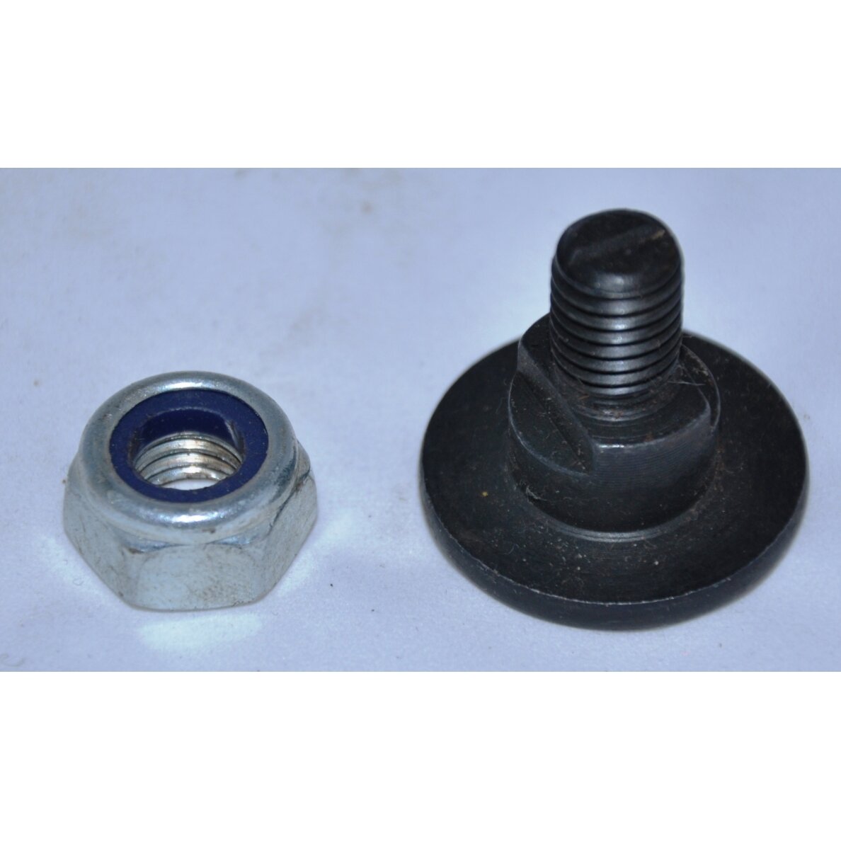 Varžtas FELLA 426023 M10x1,5 561.501.00 2 Varžtas FELLA 426023 M10x1,5 561.501.00 2