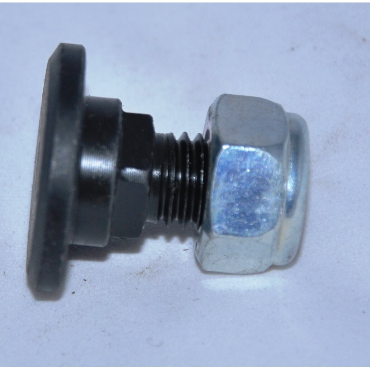 Varžtas FELLA 426053 426887 M12x1,75 1 Varžtas FELLA 426053 426887 M12x1,75 1