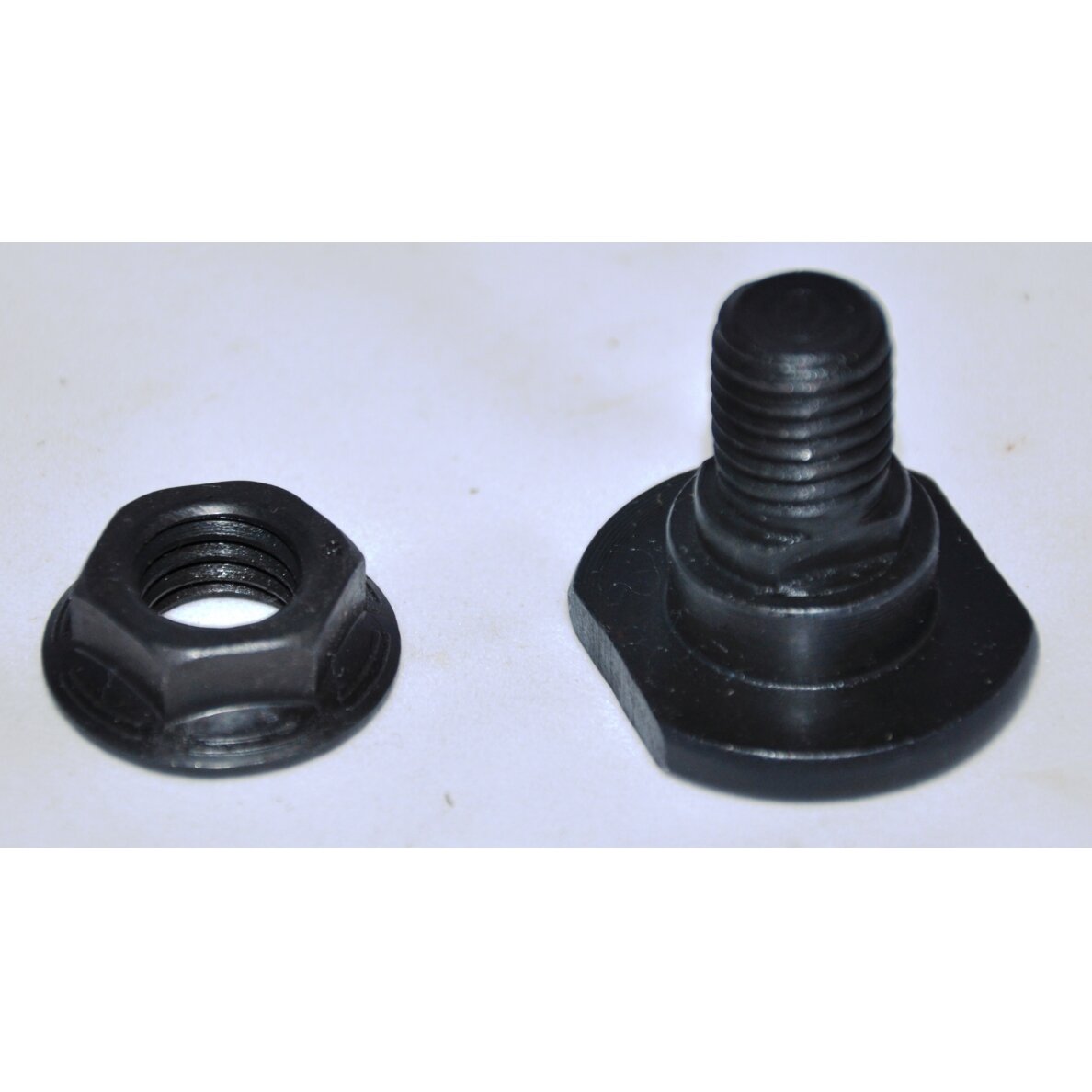 Varžtas peiliuko Krone 143,229 001377266N 2